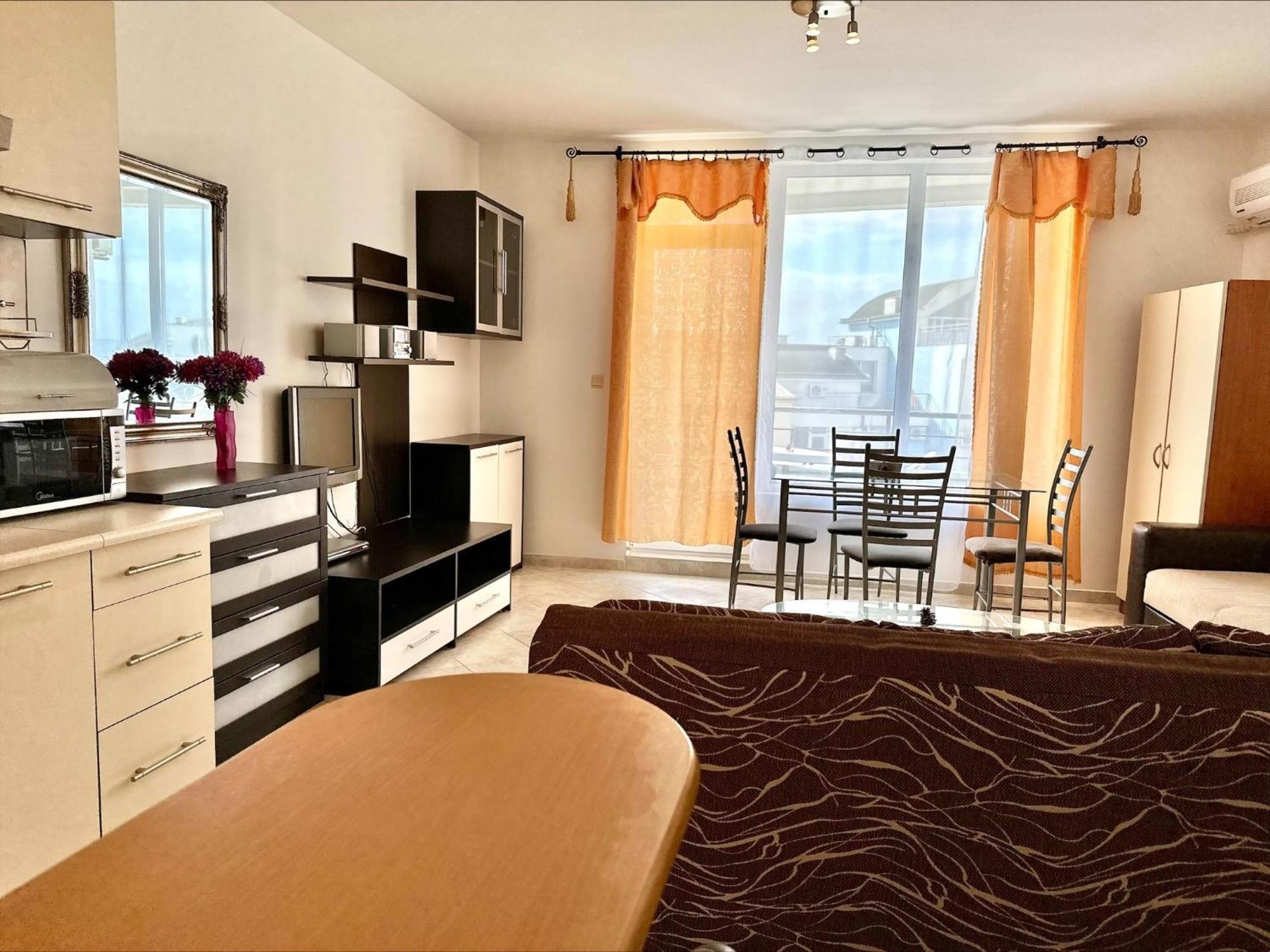 Menada Sunset Kosharitsa Apartments Luaran gambar