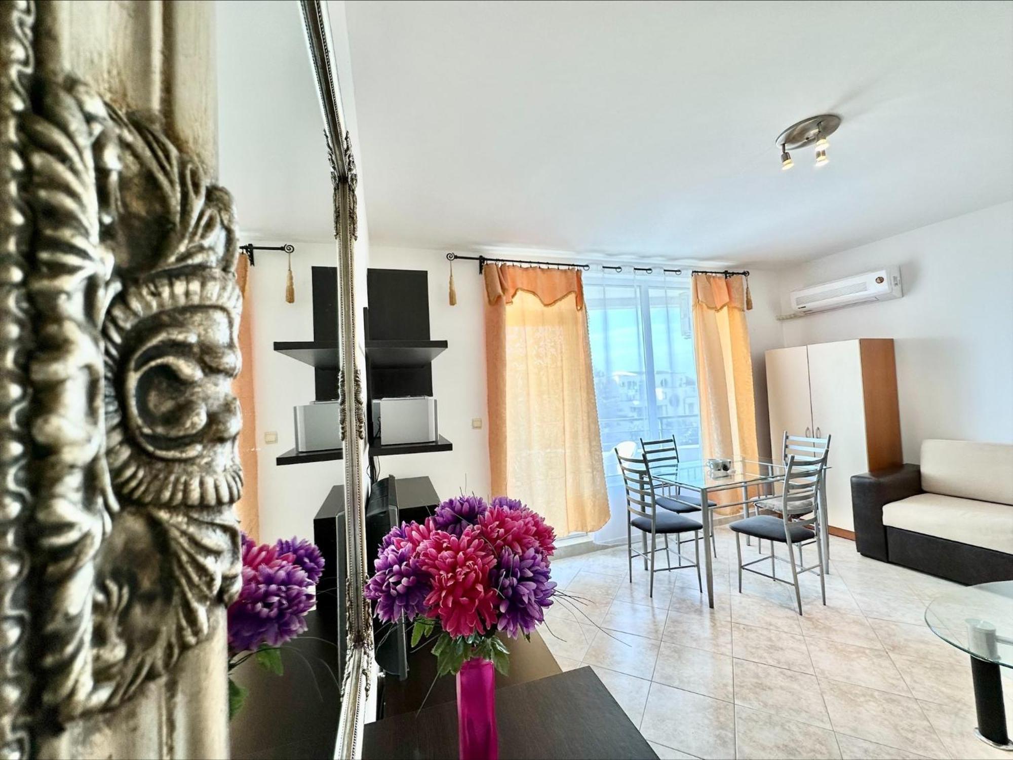 Menada Sunset Kosharitsa Apartments Luaran gambar
