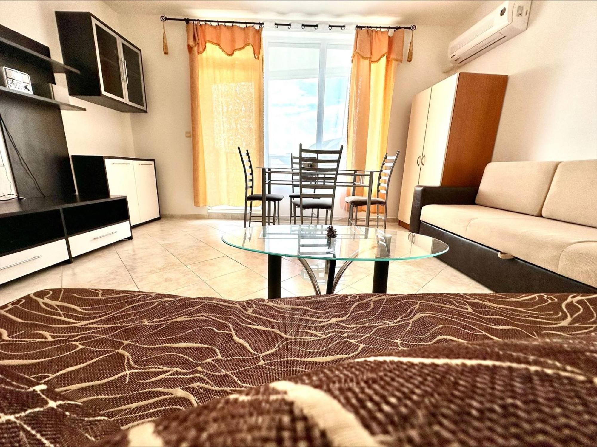 Menada Sunset Kosharitsa Apartments Luaran gambar